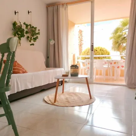 Edificio Apolo 7 * Calp