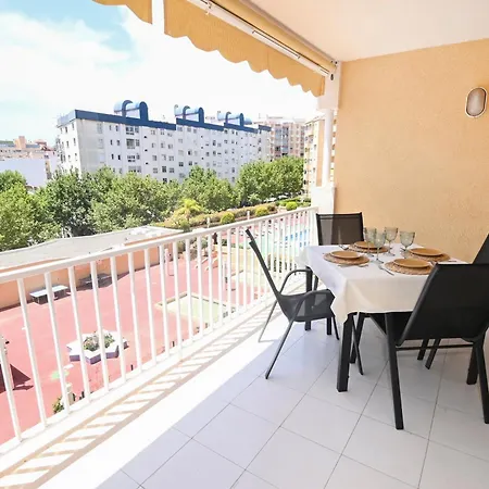 Edificio Apolo 7 Apartment *