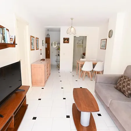 Apartment Edificio Apolo 7 *