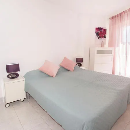 Edificio Apolo 7 * Calpe