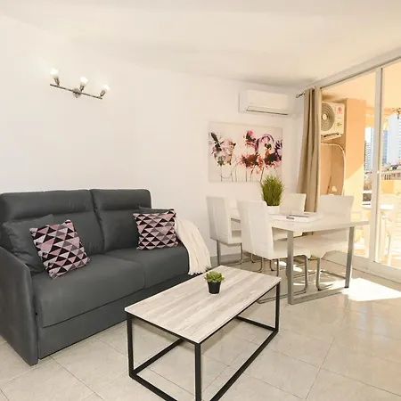 Edificio Apolo 7 Apartment *