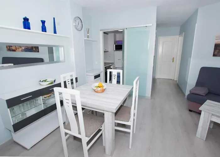 Edificio Apolo 7 아파트