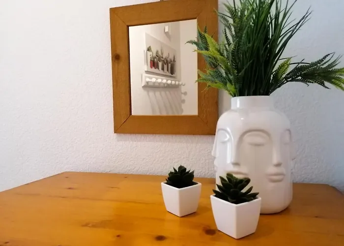 Edificio Apolo 7 * 칼페