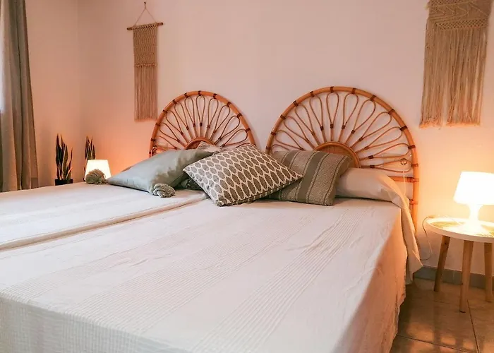 Edificio Apolo 7 * 칼페